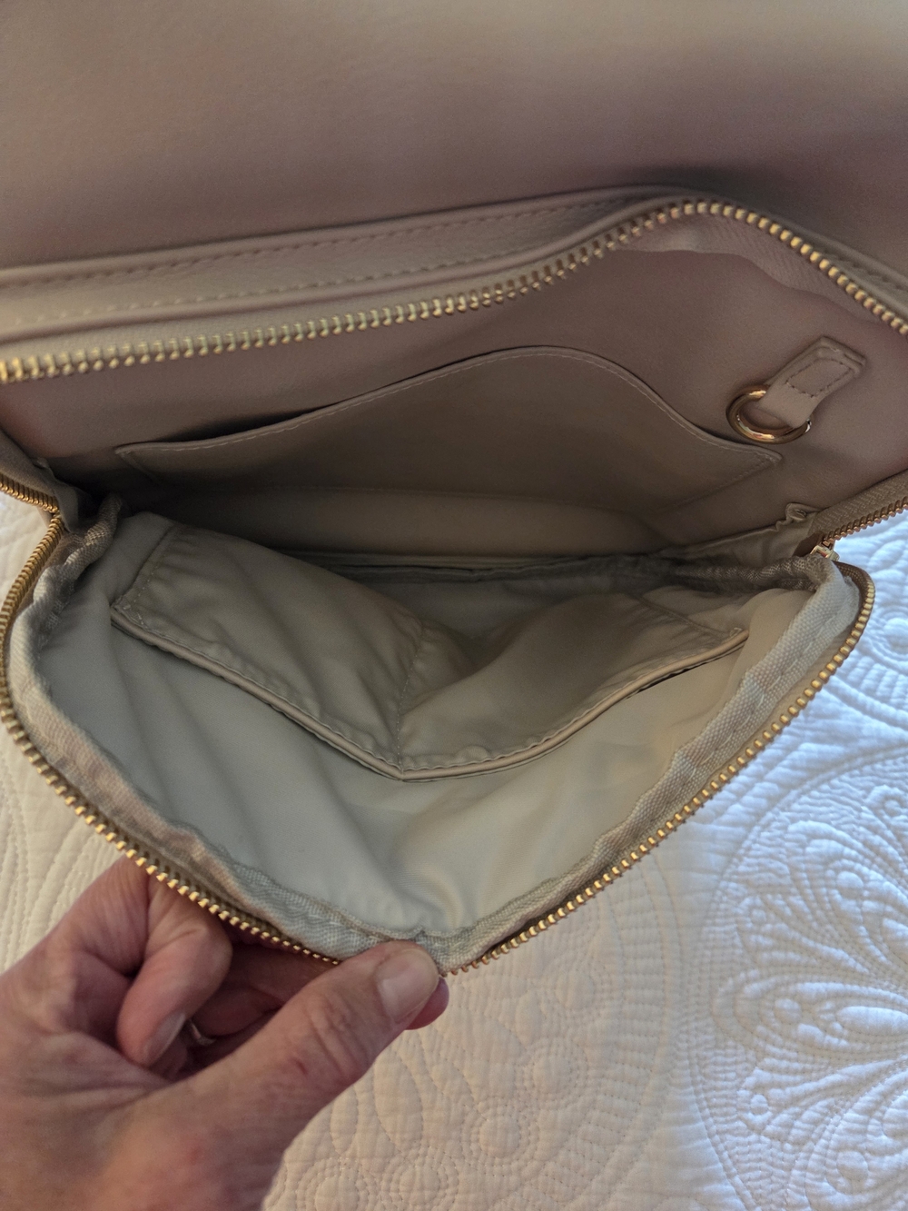 PINK COVE BACKPACK/CROSSBODY BAG + 2 ADDITIONAL STRAPS. DUST BAG INCLUDED - Picture 6 of 14